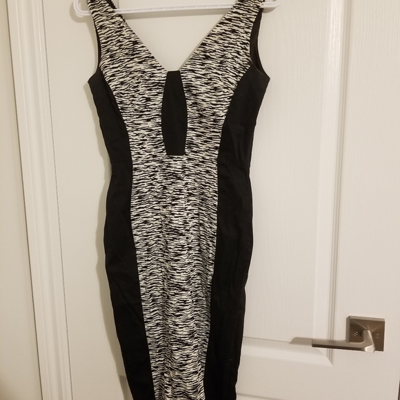 French Connection V-neck Stretch Bodycon Dress Designer Womens Clothing - Picture 1 of 5